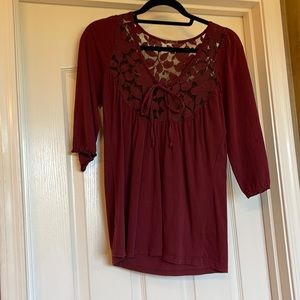 Adorable top wine color/burgundy